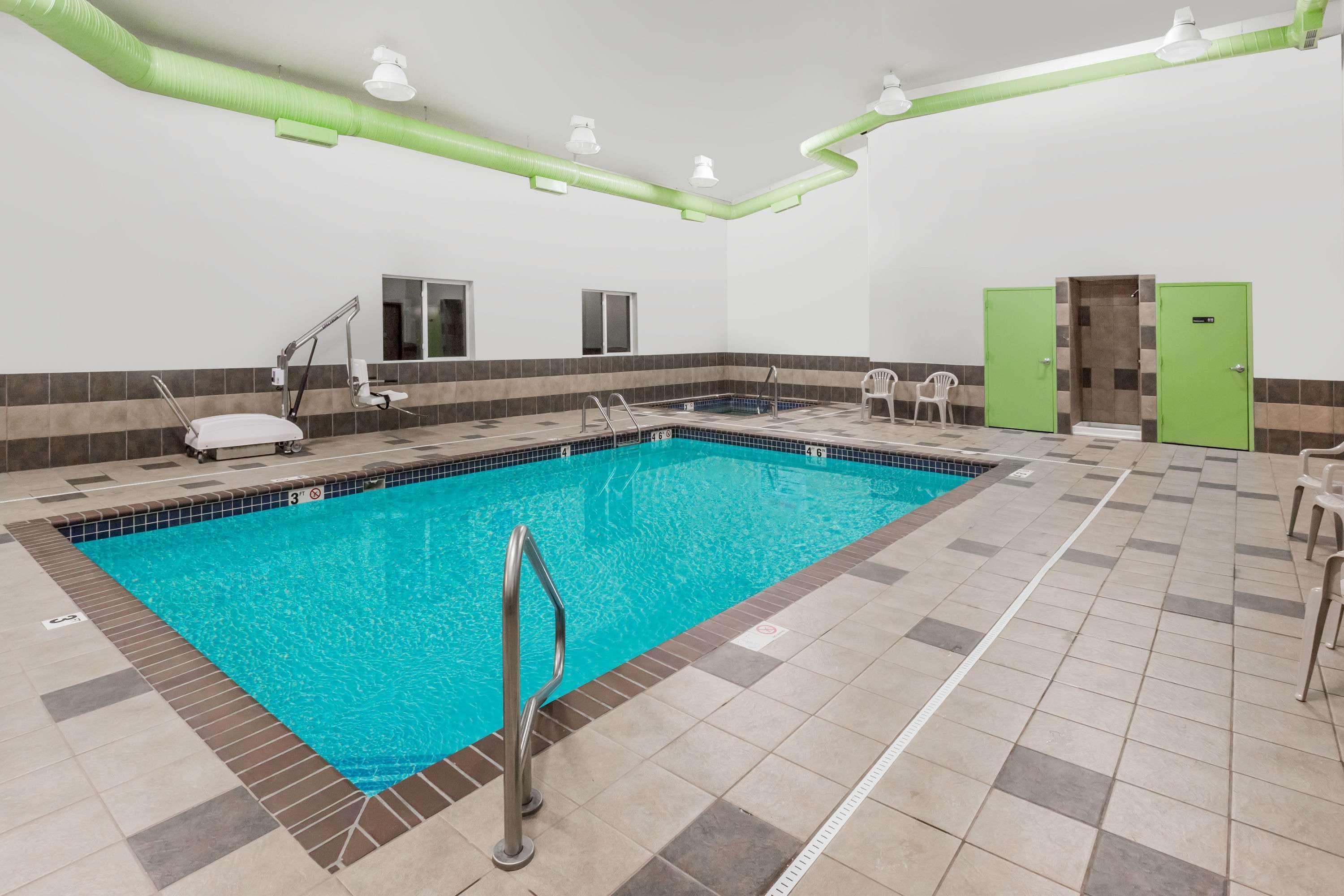 Econo Lodge Inn & Suites Yankton Kültér fotó